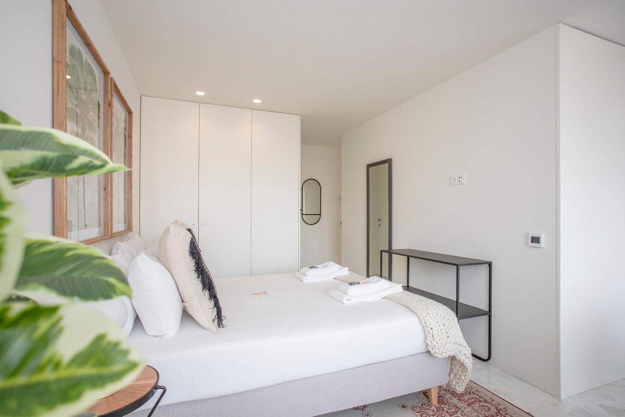 Liiiving In Porto - Luxury Gallery Apartments ภายนอก รูปภาพ